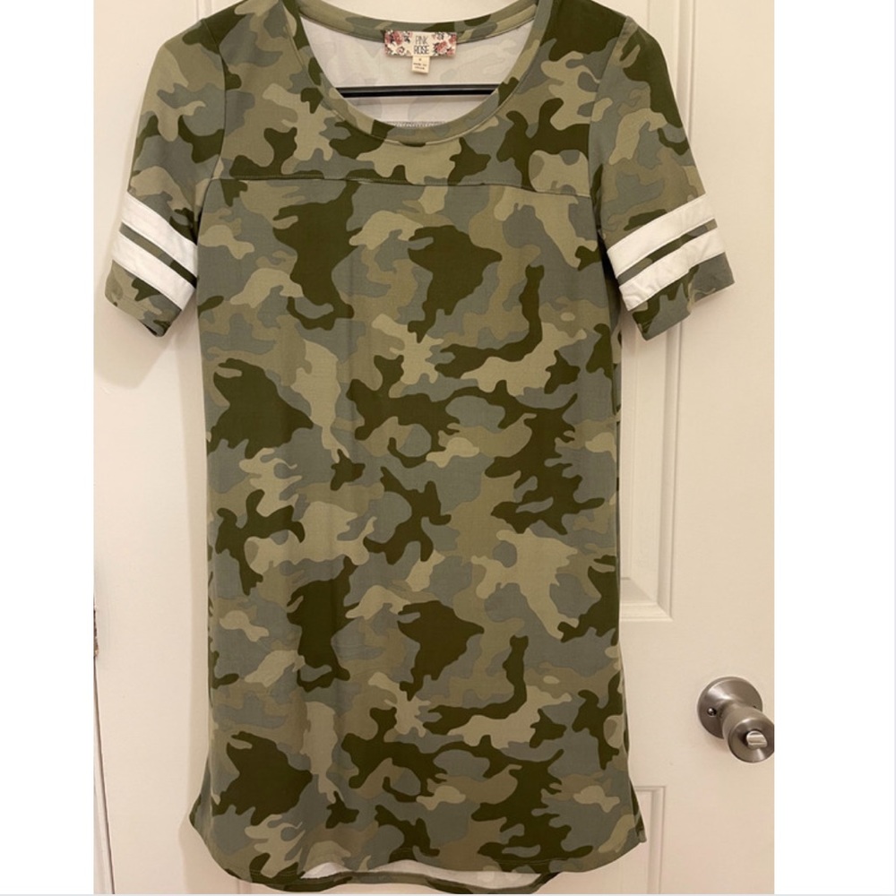 Pink Rose Camo T-Shirt Dress